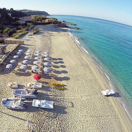 Costa Degli Dei Resort Capo Vaticano Extérieur photo